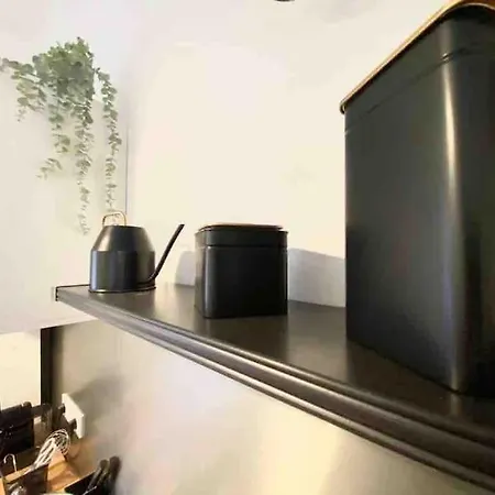 Le Factory Entre Et Centre 아파트 메르레뱅